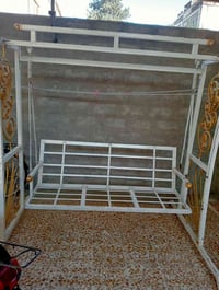 مرجوحة • مكاني أيسر • شقق الخضراء