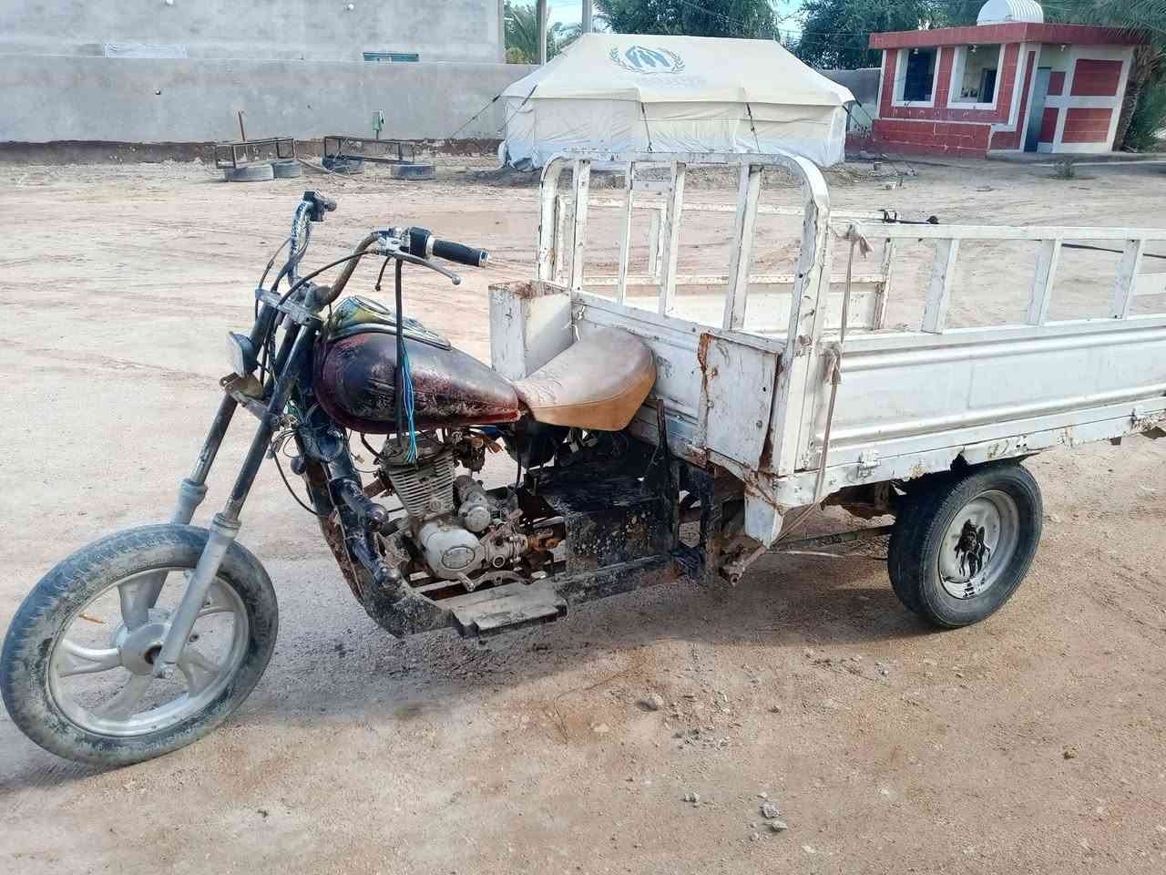 متيار كلك 2013 صاصي بيه خياس ومصلح البدي عوزه لحيمات
الستوته عوزها ترتيب السعر 375بيها مجال 
مكان السماوه السوير ***********
