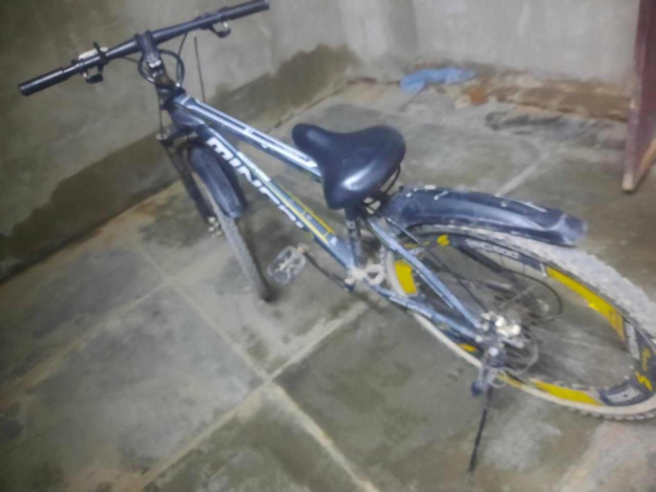 بيسكل البيع مكان بوب الشام يم القوس 
السعر اب 60


**إذا كنت صاحب هذا الإعلان وتريد حذفه لأي سبب، رجاءا أرسل رسالة إلى الدعم الفني**