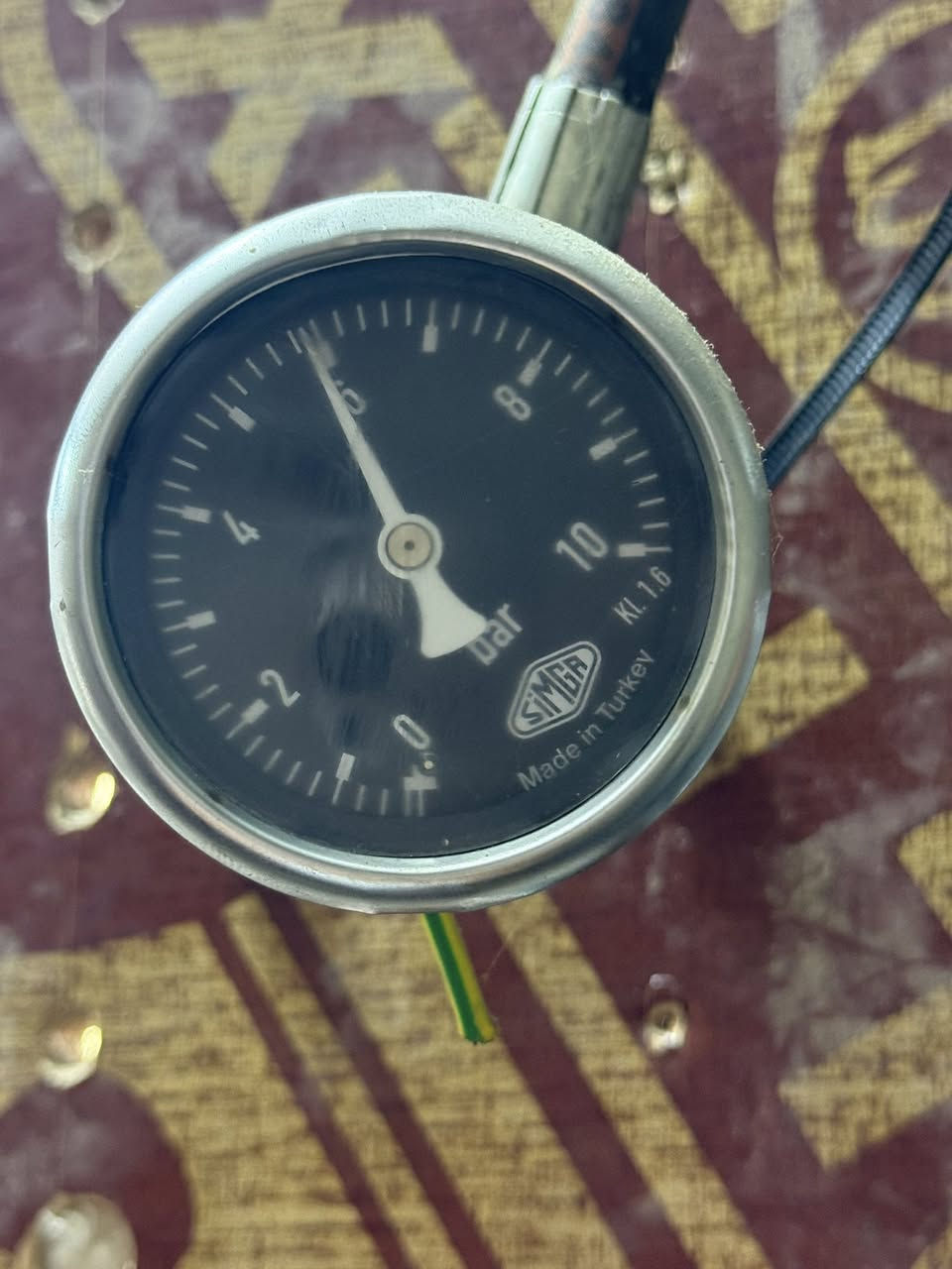 افيكو 137 سوبر وسط استندر لابخار ولاتنقيص توليد 300 للبيع 
***********
