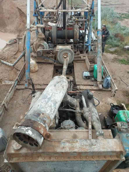 جهاز حفر ابار للبيع في محافضت صلاح الدين قضأ السحقي
جهاز كامل مو ديل 2010 روسي
مجموعة استاين 150متر
السيارة مالتة فولفو 
جاهز للعمل
***********
***********
