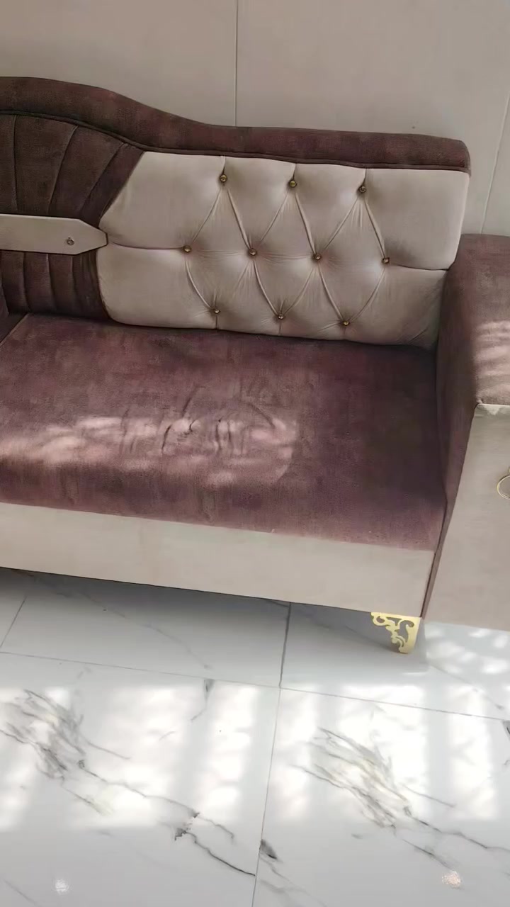 السلام عليكم تخم تسكام درجه اوله جديد ما صار ثلاثه اشهر من فصلته 30 نفر مثل ما موضح صار عليه مليون وثمنميه الله شاهد وبيعه مليون او نص قفل عندي ضرف وريد ابيعه العنوان عوفي طفيل عمود ٣٠٠ اتصال ***********
