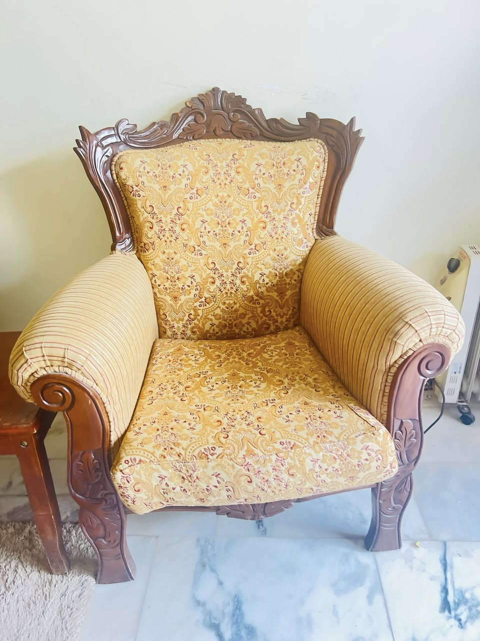 السلام عليكم 
 
للبيع تخم قنفات ملكي زان النظافة ‎%‎95
 العدد10 + طبلات للبيع العدد 4 
المكان ذي قار قضاء النصر 
للاستفسار  الاتصال 
***********
