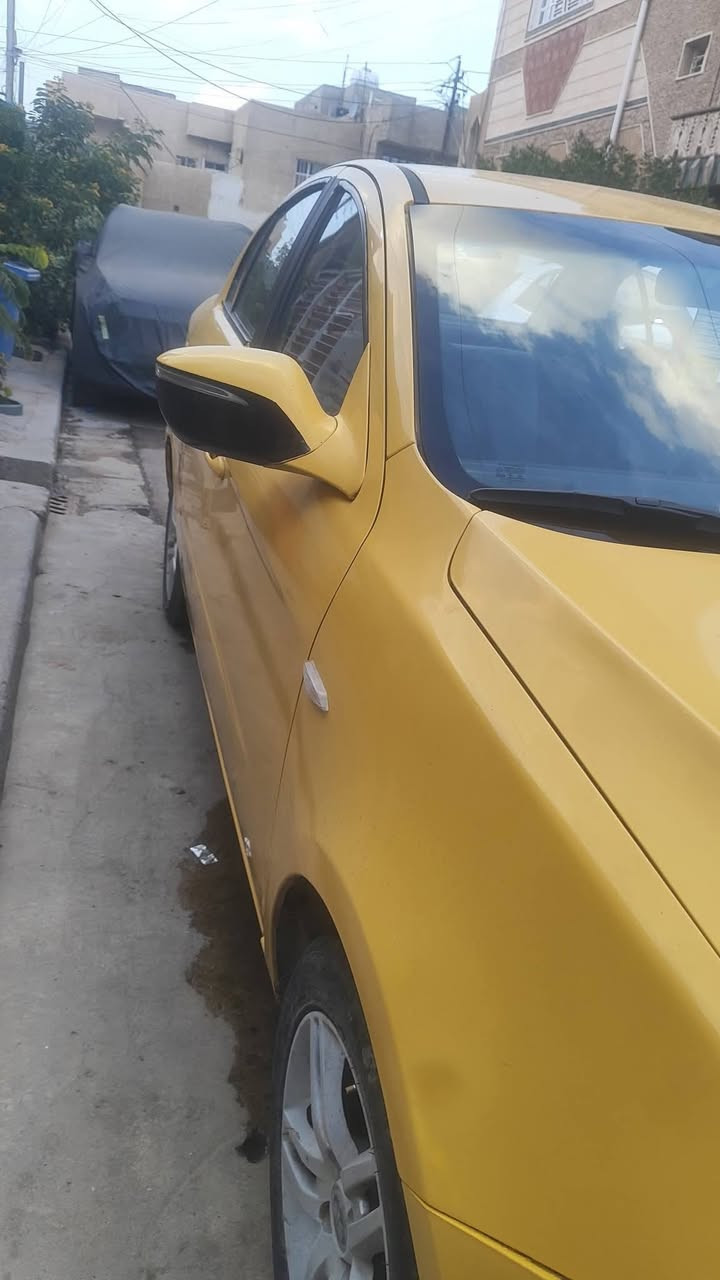 سلام عليكم للبيع او مراوس فاو اولي 2015 جاهزه السياره
كير محرك خير من لله اوتو ماتيك 
كشر مكفول من ضربه وتبديل 
غرفتهه جديده كلش 
كهربايات كلهه شغاله ضفيره جيده 
ممشتغله تكسي هواي بسمنه رقمهه انكليزي باجر  يشدونه 
 مصفره هيه وغرامه 
بكانهه بغداد الشعله سعرهه 40 
*********** 
نقصهه غاز التبريد قفط غير الغاز اني اكلفك منضومه كامله
