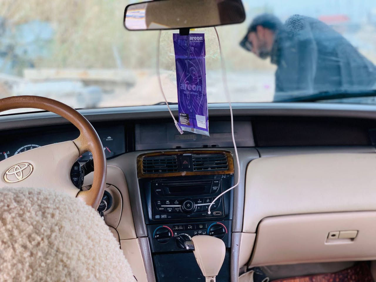 أفلون 2004 نضيفه سياره  ب55 وبيها مجال بسيط جاملق امامي ومصبوغه جماليه والمحرك بي خيط توه بادي رقم دولي. مكانها السماوه
***********
