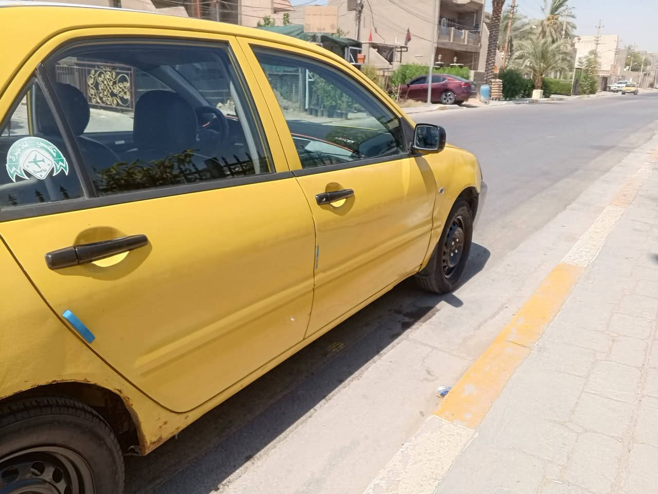 السلام عليكم لانسر موديل ١٠شركه العامه رقم انكليزي بغداد بسمي مصفره هيئة وغرامات هزه جديده  كير مكينه تبريد صدر كله جاهز كلج جديد تخم قوايش السياره مسويلها ادامه جديده صبغ حزام بدون ضربه دوشمه جلد شاشه كامره ما بيها نقص السياره السعر 63وبيها مجال ***********واتساب 
مكان بغداد زعفرانيه
