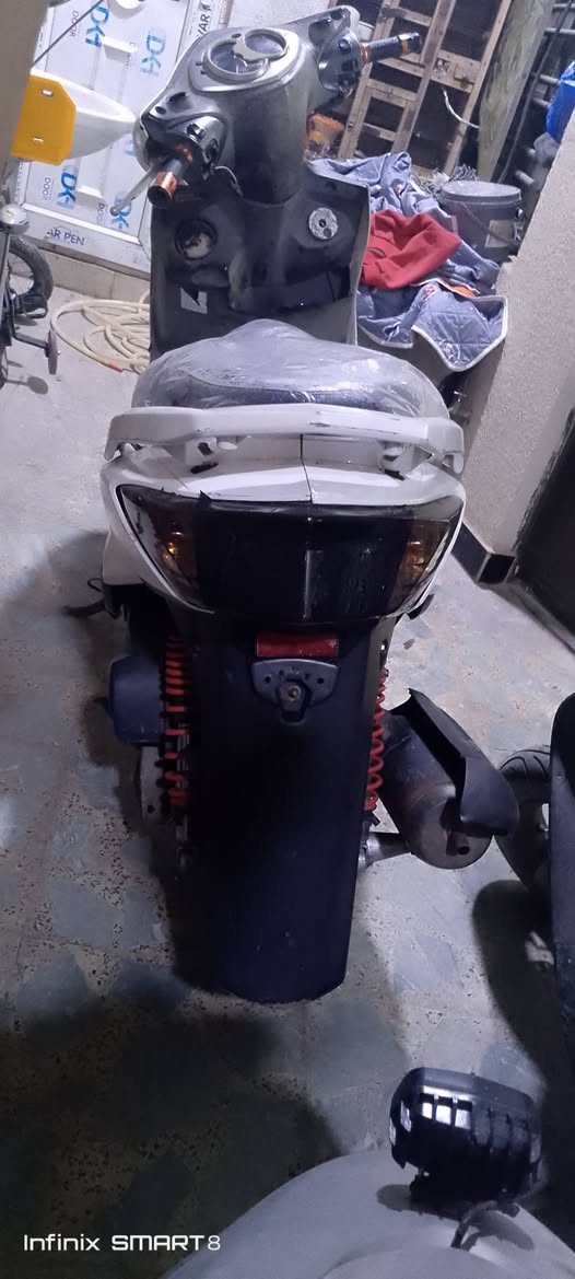 سلام عليكم سكنس فحل كوري كهربايات كله شغاله بيه كلج رياضي امامي وخلفي دراجه 550 وبيه مجال حك جيتك المكان شعله رقم بي وساب ***********
