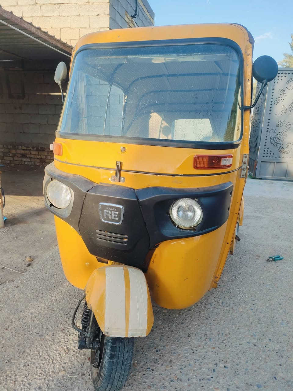 تكتك للبيع موديل 10/12/2019تكتك جاهزه اوراق وكيلها شاكر محرك مجفت تجفيت شركه وكشره طخات بسيطه سعرها 4/700بيها مجال لشراي رقمي بي واتساب ***********
