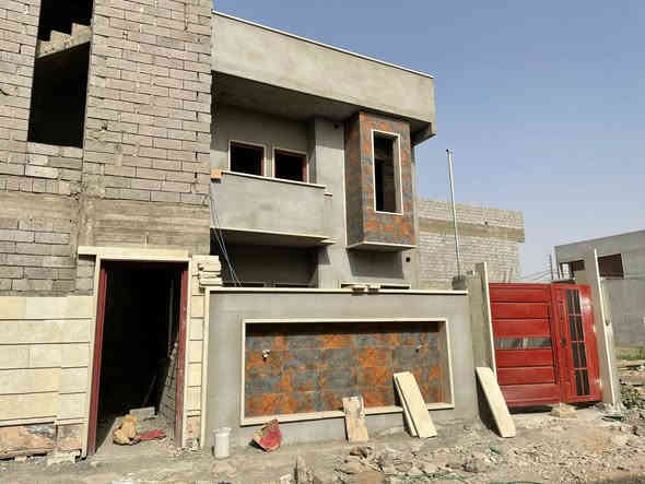 هيكل للبيـــع  بناء درجة أولى 

المساحــة : 300  متـــر  
الواجهـــة :    15متـــر 

تفاصيل هيكل 

تتكون من أربع مشتملات كل مشتمل مساحته ١٥٠ متر بناء درجة أولى مو تجاري يتكون المشتمل من مطبخ واستقبال وهول داخلي وصحيات ومخزن وغرفتين نوم وحدة منهم ماستر
بالإضافة المشتملات الجوا كل وحدة كراج على حده

 موقــع : حي الشرطة الجديد خلف هيا مول  

لمعرفة كافة الاسعار يمكنكم الانضمام الى قناة التلجرام عبر الرابط ادناه

‏
https://t.me/+DWeNb0_ZT8VjY2My

نستقــبل عروضاتكــم على الأرقـام التالـية

للإستفــسار

***********

***********
