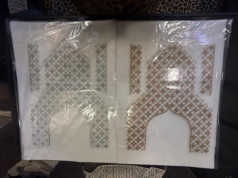 السلام عليكم تجهيز معامل الخياطه والمحلات ***********
