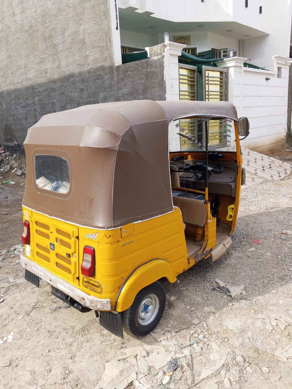 السلام عليكم اخوان.  عندي تيك توك للبيع تيك توك كفاله من الصبغ والضربه محرك خير من اللهو موديل 19 بس تدوس بيه قياسات سعر 6,000,000 بمجال تفاصيل هذا الرقم *********** ديالى بعقوبه
