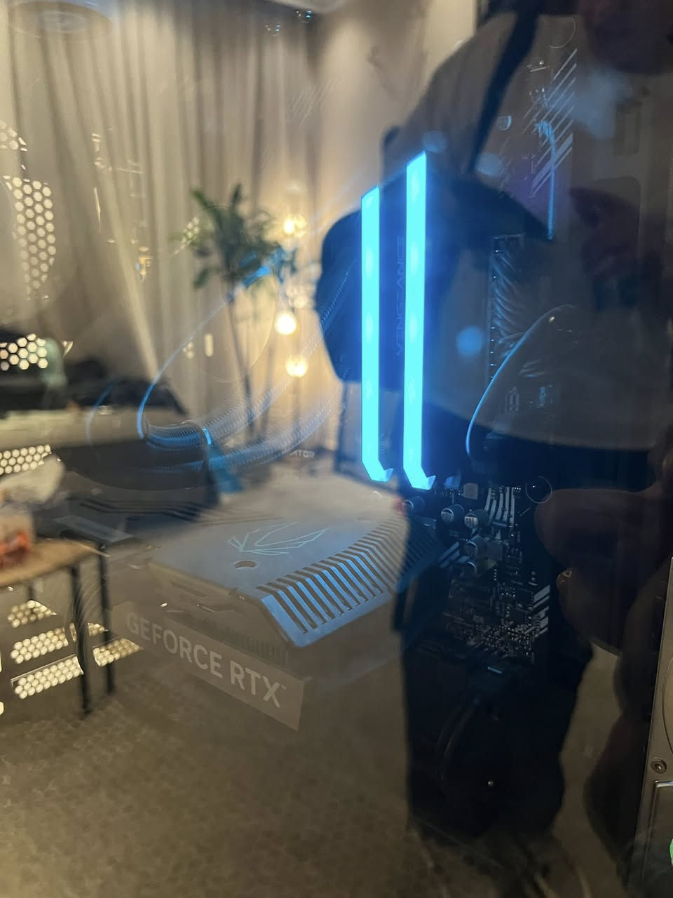 Pc للبيع
مواصفات 
Cpu AMD RAYZEN 7 5800X TRY -PCI

MB ASUS PRIME B550M-K -PCI

VGA PC CARD ZOTAC RTX 4060 Spider Man 8GB OC -Pci 

DDR4 PC Corsair Vengeance RS RGB 64 gb 

512gb ssd m.2 nvme
1T ssd m.2
2TB hdd
 
Case ATX RAPTOR 290-XL

Fan pc cooling aerocool pulse l240f 240m ARGB

للبيع نضافه فول ممتعوبه تجي تجيك وتفحص متوازي على بيعتهه


**إذا كنت صاحب هذا الإعلان وتريد حذفه لأي سبب، رجاءا أرسل رسالة إلى الدعم الفني**