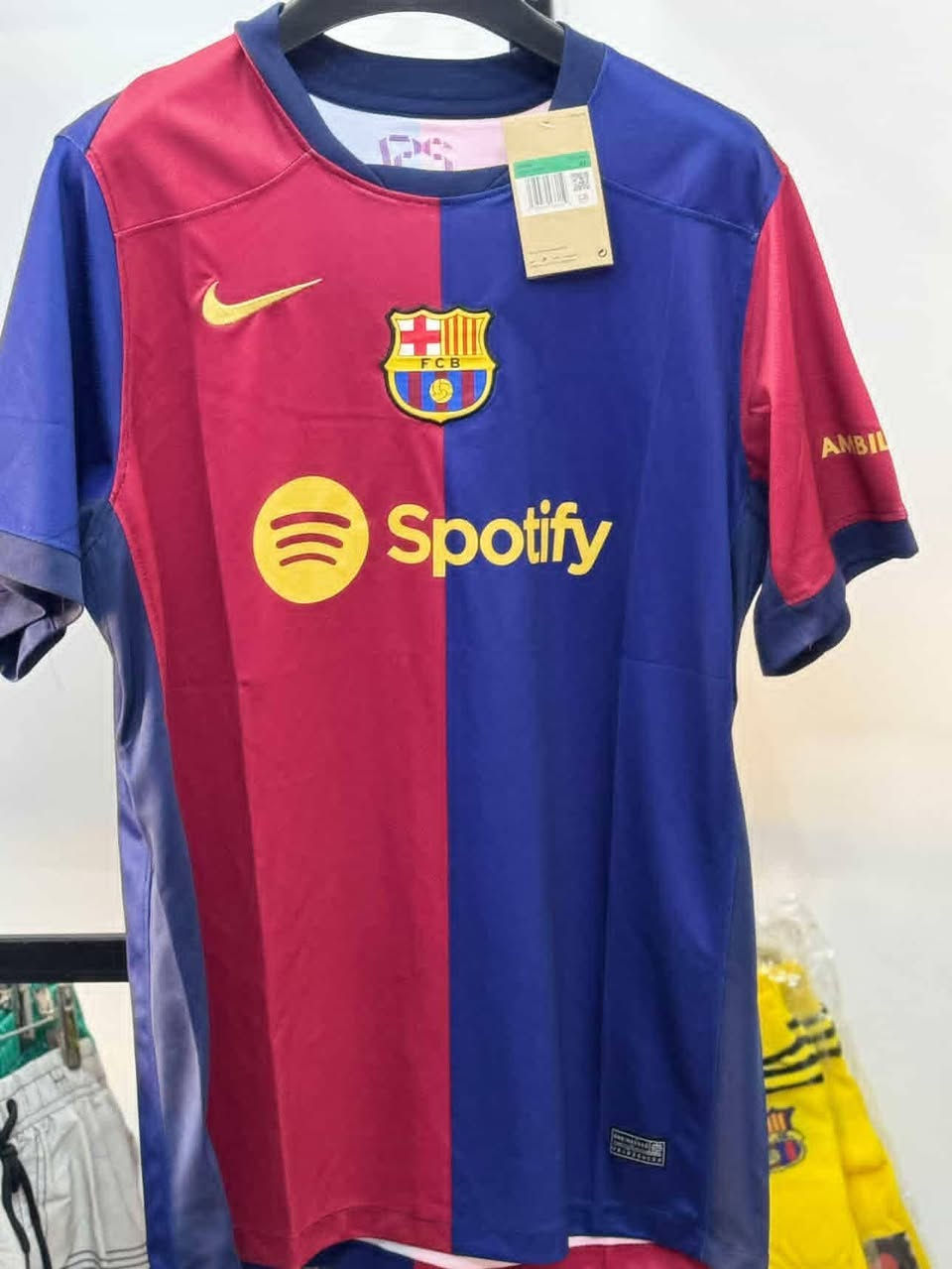 السلام عليكم شباب طيبه
اليوم وصلتنه دريسات خامه فلتر اصلي تشيرت اكثر من 50 الوان نادي مختلفه سعر مناسب التوصيل مجاني للجميع المحافظات العراق 🇮🇶 🇮🇶    👋👋


**إذا كنت صاحب هذا الإعلان وتريد حذفه لأي سبب، رجاءا أرسل رسالة إلى الدعم الفني**