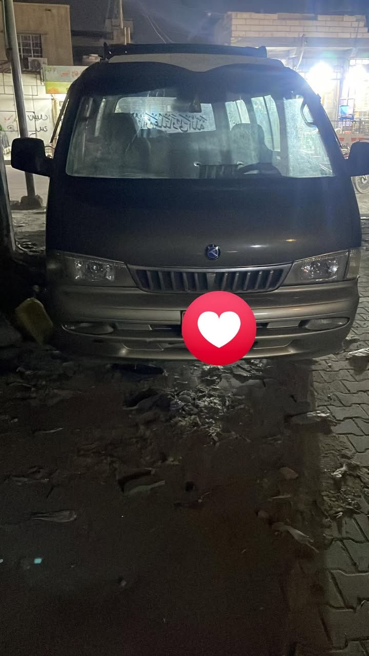 كيا بريجو مديل ٢٠٠٢ رقم احمر راعيه موجود يمي مكان سياره بصره شط العرب عليه هيئه ابعيك هيج لا اصفر ولا شي اخيك بيد راعيه الي بسمه سنويه دواخل جديده بدي نضيف شواصي بلاد بس واحد معمر سعره قفل قفل ٤٠ بدون مداهر رقمي ***********
