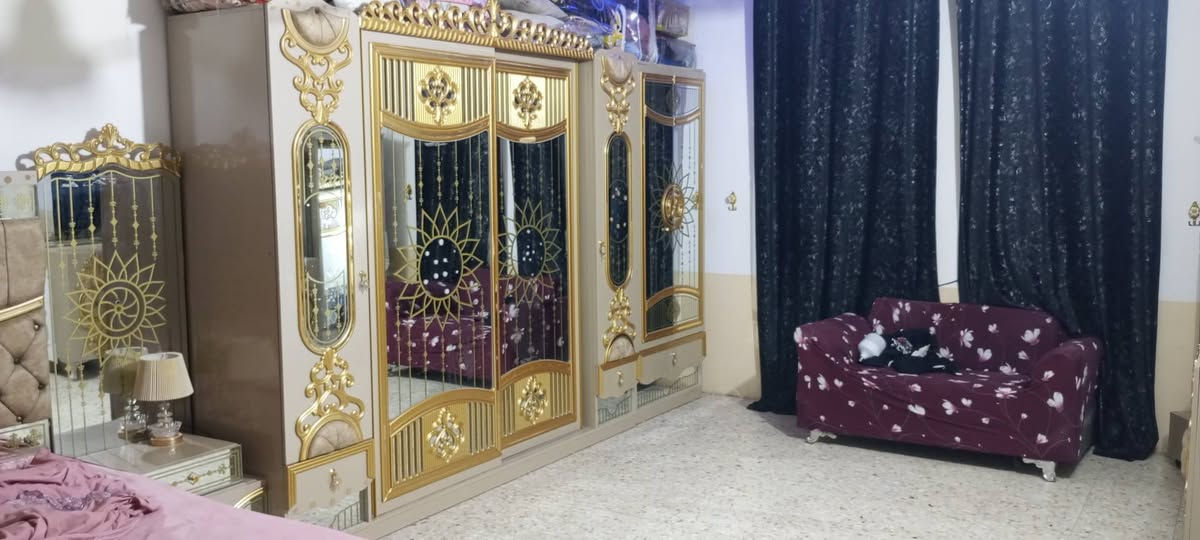 غرفه تركيه لبيع 800
 وبيه مجال مستعجل عله بيعته لمو شراي ليراسل


**إذا كنت صاحب هذا الإعلان وتريد حذفه لأي سبب، رجاءا أرسل رسالة إلى الدعم الفني**