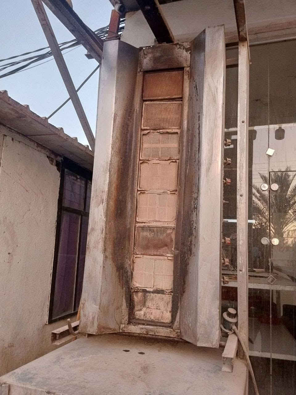 يالله غراض مطعم للبيع 
سلام عليكم
غراض مطعم بحاله جيده للبيع
غراض مستخدمه
شوايه كص 8اعيون الحجم الكبير350وبيه مجال
شواية همبركر الحجم الكبير +ميز مالته 200وبيه مجال
عجانه تركي كلش راقيه 10كيلو ونضيفه 350وبيه مجال
قاطع كذلك *اربع امتار اربع طلاكات بيه  ب100 وبيه مجال
ميز بيتزه بحاله جيده ونضيف 50قفل
الغراض كلهن للبيع راسلني وبيك خير وتدلل
للاستفسار رقمي
***********بي واتساب كذلك
