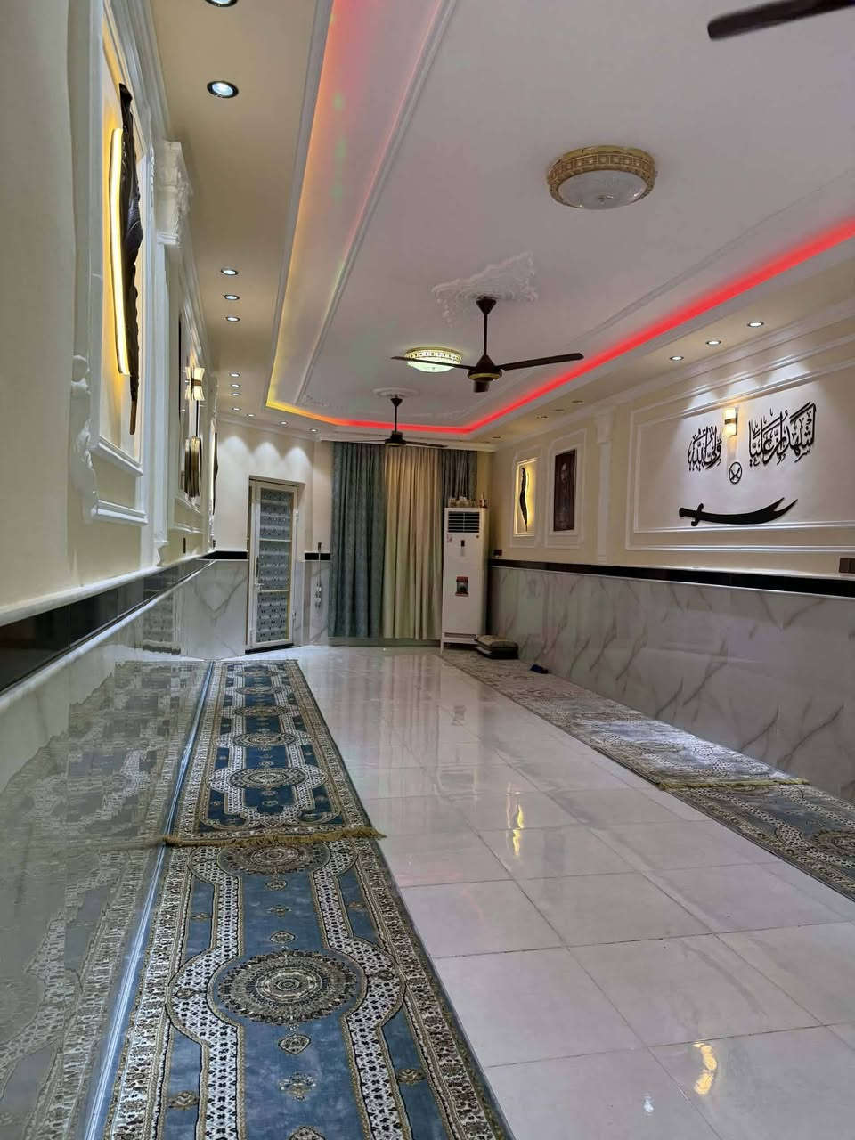 بيت للبيع 👑👑
المكان نهاية شارع 60 مقابل بيت الساده ابو حيه ركن على شارع 20 متر 

المساحه 2️⃣8️⃣0️⃣ متر 

البناء 2️⃣0️⃣1️⃣8️⃣ جديد جديد 

غرف النوم عدد5️⃣

استقبال 1️⃣3️⃣ متر 

صحيات عدد 2️⃣

السعر1️⃣3️⃣5️⃣ مليون وقابل للتفاوض 

الاتصال
 ***********
***********
