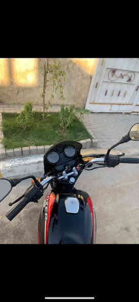 سلام عليكم بوكسر موديل 22 مرقمه تحويل ثاني يوم رقم ديالى مشروع وطني تحويل هنا بغداد درجه كهربائيه كله شغله مكينه خير من الله مجفته وكله ناعمه كلش شلعه معدل خير من الله درجه جهازه على آخر حبه مكاني بغداد بلديات صحفين السعر2.200 بيه مجال الرقم *********** لي ما يعجبه السعر لا يدك عليه
