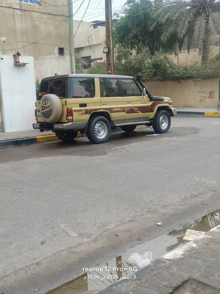 لاندكروز شاص للبيع او مراوس مديل1992 محدثه 2017 سيارة كامله بيها نواقص حداديه صدر وكمبريسر بي ضعف ولباقي سيارة ماشاءالله كير محرك شرط الفحص صبغ عام لجماليه  محرك محور 2500 بطه رقم ديالى مشروع وطني بأسمي بأي محافظه تحول سنويه لغايه 2030 تنتهي سعر 95 وبيها مجال  العنوان بصرة للستفسار
*********** البصرة, العراق
