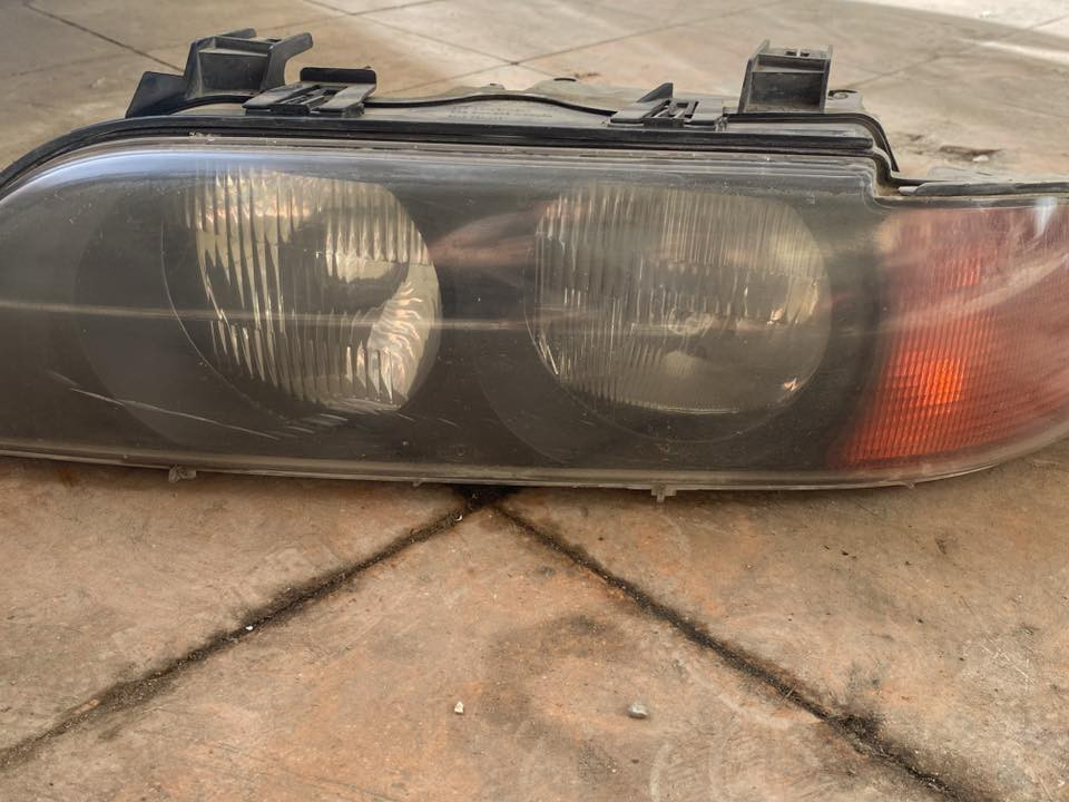 لايت صقر حاويه وكلشي شغال بيهن حتى ماطور كهربائي بي السعر ١٠٠ الف
*********** بي واتساب
