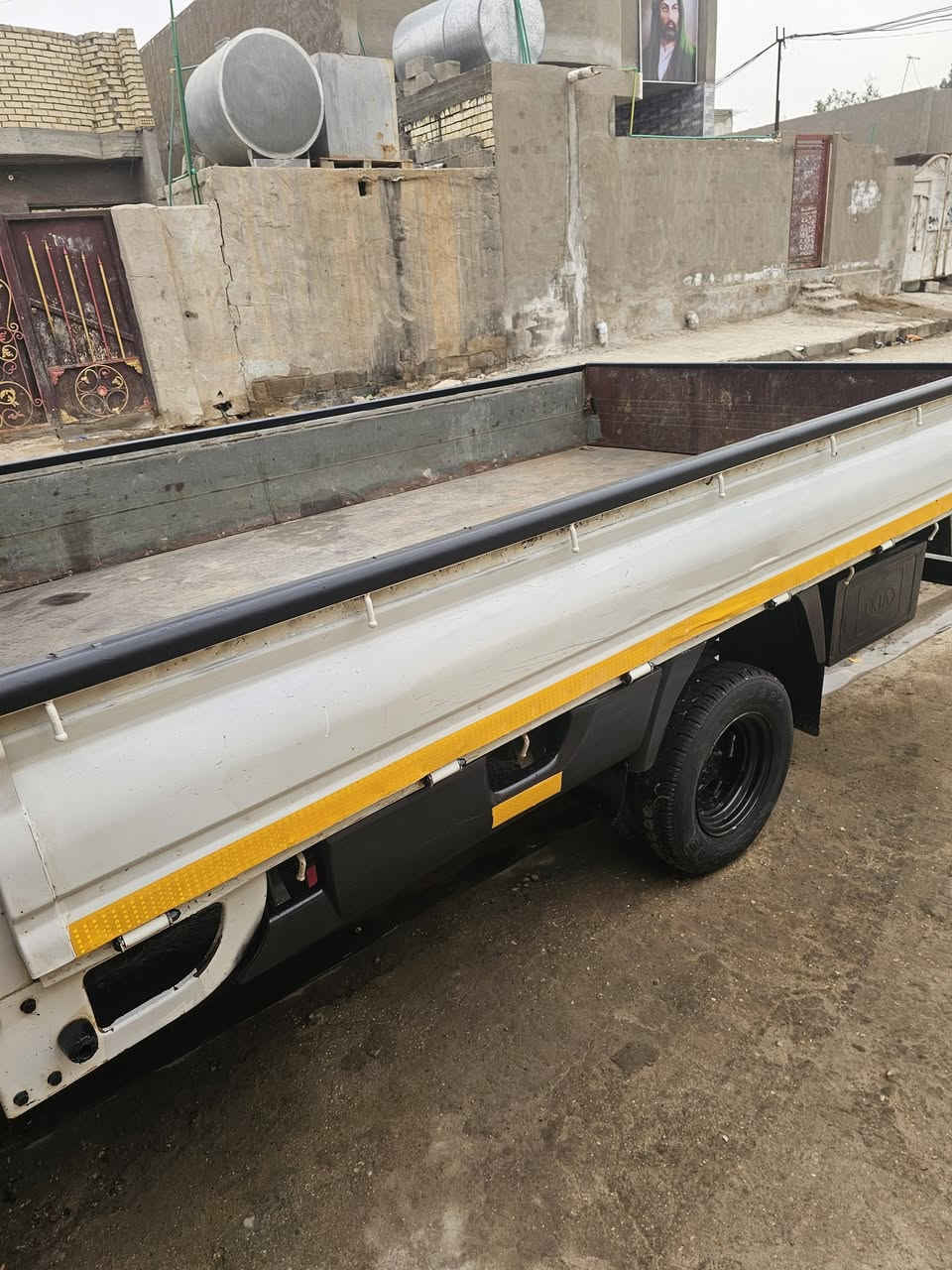 سلام عليكم كيه للبيع مسكر بم ونوزل موديل 2008رقم ديالى انكليزي تحويل مباشر سياره حلوه رقم الهاتف *********** المكان بغداد
