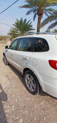 سنتافي موديل ٢٠١١  محرك٦  سعر ١٦٥ وبيه مجال. سونار  بيه رقم صاحب السيا...