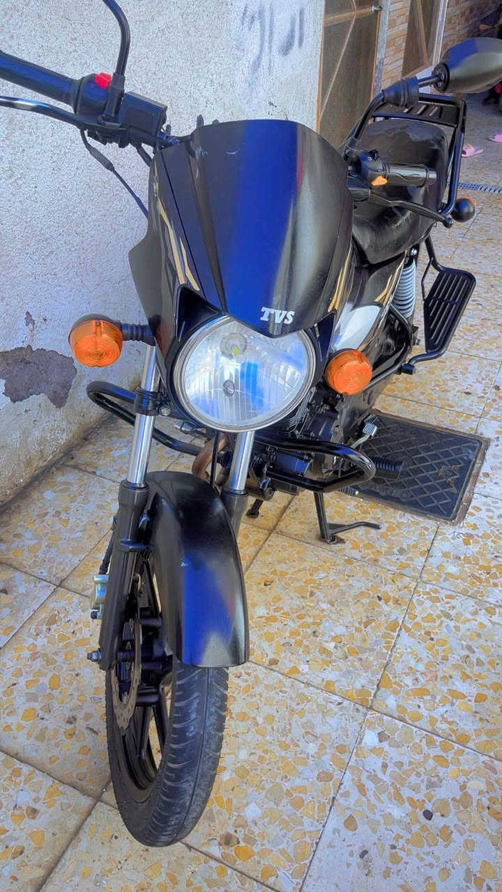 السلام عليكم دراجه تي في اس للبيع موديل 23 طالعه 25نضيفه مابيه نقص رقم وسنويه انكليزي جديد بسمي السعر 2700 وبيه مجال عنوان جمعيه إسكان ***********
