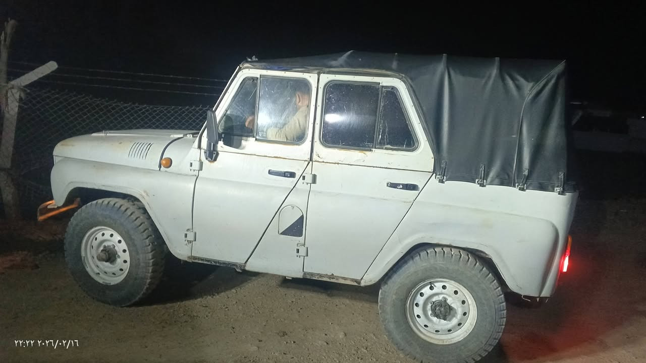 جێب واز بۆفرۆشتن بەشەرت  گێر ومەکینەێ  ئەکسل مەکینە ی ۆنچی تۆماتیک شوێن کەلار  ***********
