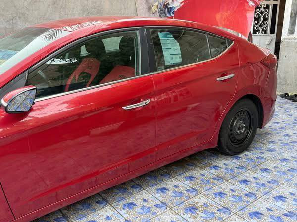 النترا ٢٠١٧ وارد امريكي ضررها موضح بالسونار بالاضاف الى باب الصدر الايمن تعرض لشخوط وكحلتة مع العلم الابوب مرشوشة رش اثر شخوط السيارة ليبل واحد بدون تبديل رقم بغداد تحويل ثاني يوم
لمتد ماعدى الفتحة
بصمة 
كشنات جلد 
كشنات كهربائية 
تدفئة كشنات
ترحيب عن بعد 
رارد جانبي 
مثبت سرعة 
اشارة بالمري 
تدفئة +تبريد ثلج 
تخم تاير جديد+تخم ويل جديد 
 
ماشية 135 الف 
مكينة 2000 دوش وكير خير من الله 
للتواصل على الرقم *********** او واتساب 
السعر 110 وبيها مجال
