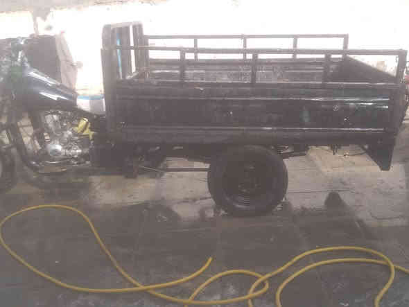 السلام عليكم ستوته البيع كلك مكاني السماوه رقم ***********
