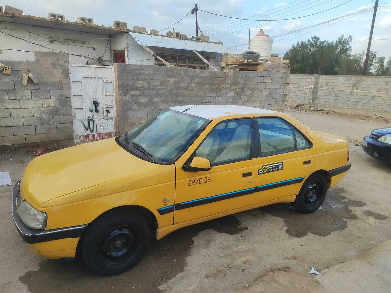 السلام عليكم بيجو لميس للبيع موديل 16 مصفره هيئه ومرور بسمي تحويل ثاني يوم سياره نضيفه مال جناي مامشتغله تكسي مكينه كير خير من الله تخم تاير مكاني بغداد الحسينيه المعامل ***********
