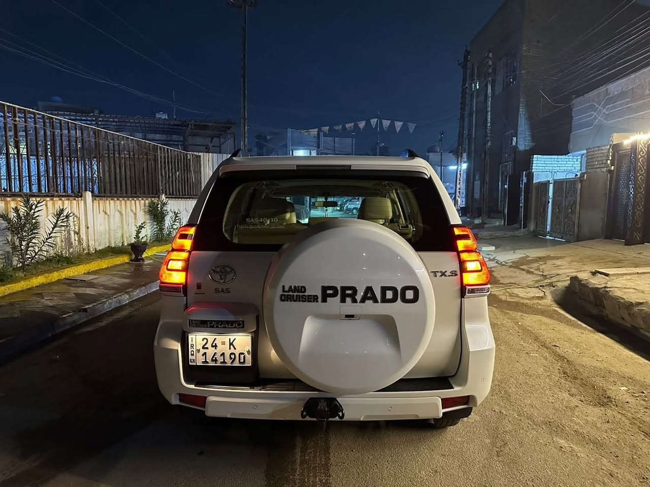 السلام عليكم
للبيع تويوتا برادو 2023 

رقم السياره :دهوك 

عنوان السياره  : بغداد——————————————-

———————————————-

السياره حالياً ماشيه 23 الف 

وكالة السياره SAS 

________________________________

📍نظام الدفع : دفع رباعي 4✖️4

📍الويلات : قياس 19 إنش

✅ نظام قيادة (Eco - Normal )

✅ بلوتوث + USB +AUX 

✅ Wi-Fi + يوتيوب 

✅ تحكم استيرن بالميديا والاتصالات 

✅ وسائد هوائية 

✅ حساسات خلفية 

✅ مقاعد جلد 

✅ مقاعد الأمامية كهرباء 

✅ نظام مانع انزلاق 

✅ نظام نزول منحدرات 

✅ دخول ذكي + تشغيل عن بعد

✅ مرايات كهرباء

✅ اشاير بالمري

✅ شاشة وسطية 

✅ كامرة خلفية

✅ فتحة سقف 

✅ إضاءة نهارية LED 

✅ دبل خزان وقود 

✅ شحن لاسلكي 

✅ كار بلاي 

وباقي مواصفات TX.S معروفه

السعر ✅ 47500 وبيهه مجال 

للاستفسار ***********
