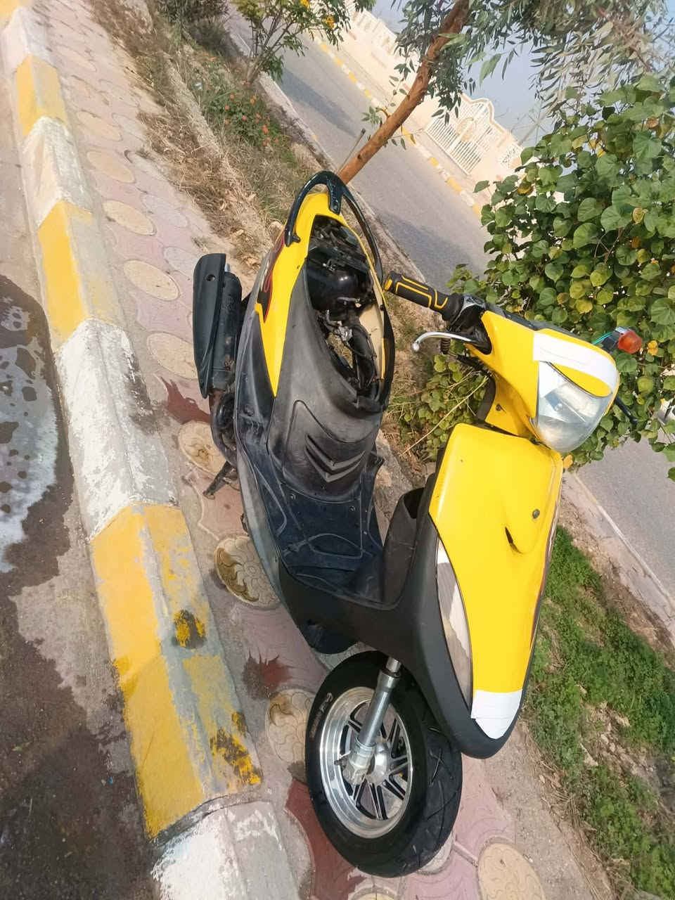 سلام عليكم دراجه ماكس عدله للبيع دراجه مكفوله كفاله عامه مكاني العماره رقمي 
‎0778 265 4341
