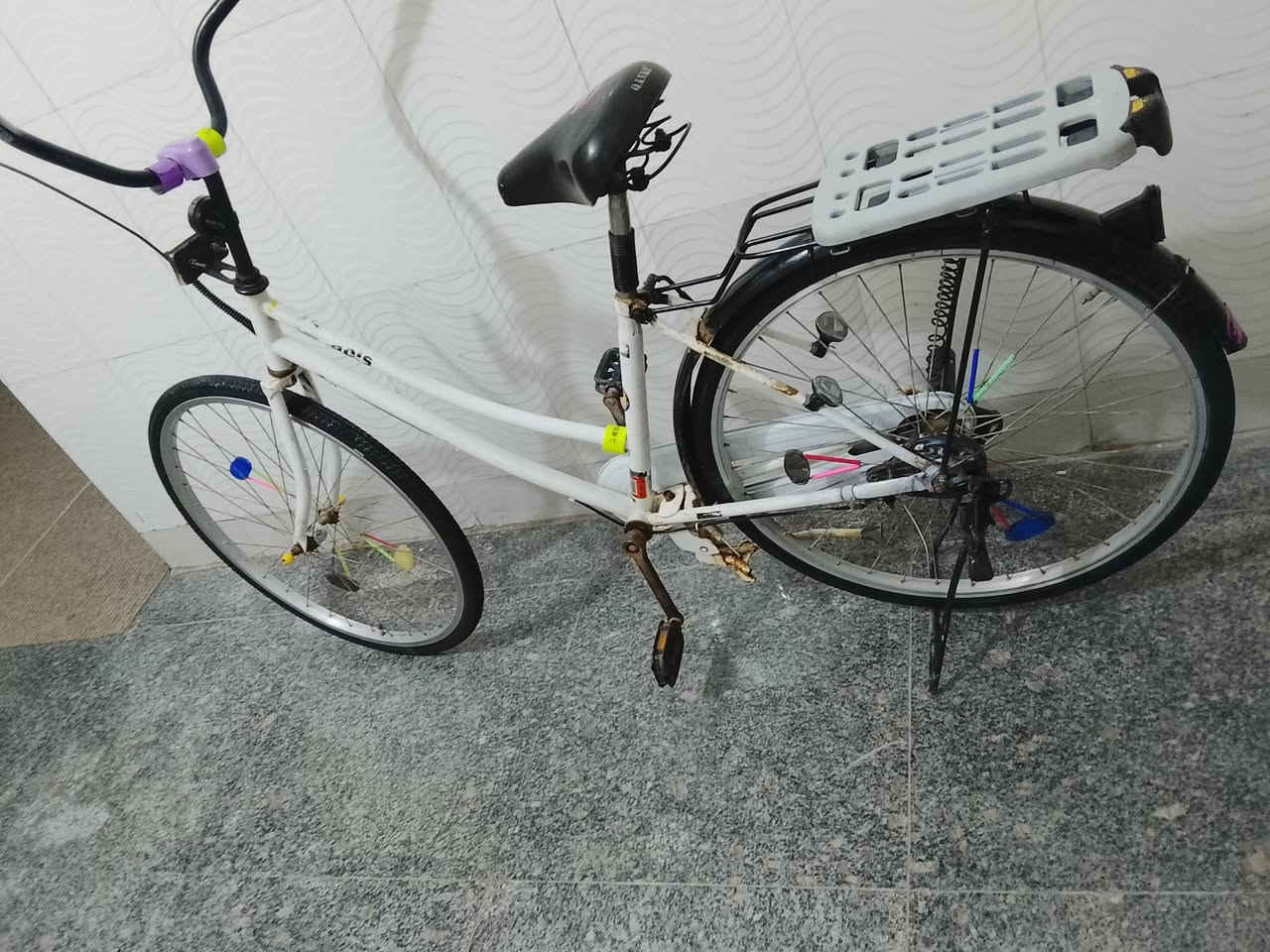 اسلام عليكم باسكل للبيع حجم سته وعشرين موديل ١٦السعر خاص غراضه كاماه للستفسار خاص 🚴�


**إذا كنت صاحب هذا الإعلان وتريد حذفه لأي سبب، رجاءا أرسل رسالة إلى الدعم الفني**