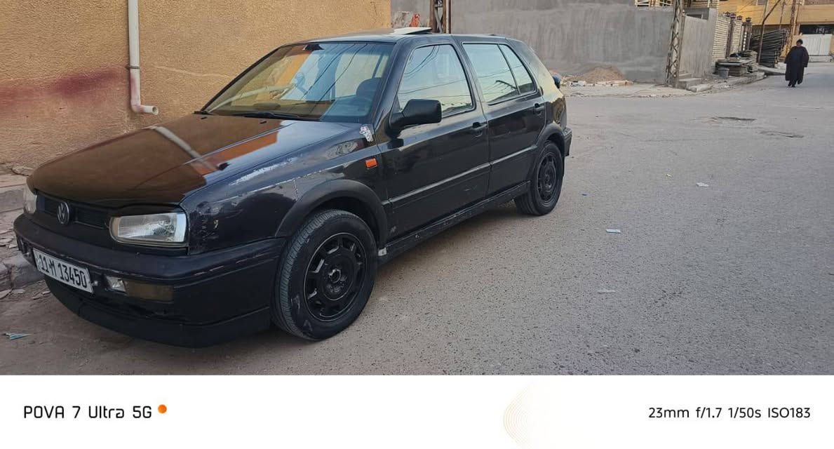 سلام عليكم كولف موديل 93 رقم بغداد باسمي  كير عادي مكينه 200قبق ابيض صدر جديد سياره بدون ضربه وصبغ السياره جارده تخم تاير جديد مكينه خير من الله ترايهه كلش حلو داخلهه حلو نضيف كهربائياتهه كلهه شغاله ما بيهه نقص بيهه صوت بولبرن مال ويل مكاني بغداد جسر ديالى القديم *********** السعر 38وبي مجال كلش قليل
