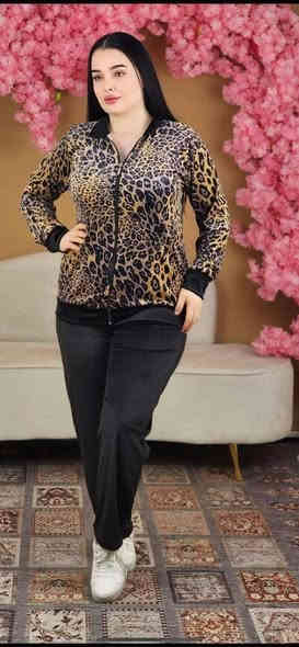 قناة تلغرام👈👈 https://t.me/vfdjb
#توفر من جديد#جملة_فقط
نقشات متعددة
 تراك قماش قديفة مخمل غزالي الاصلي
قالب وشغل وقماش شرط الفحص
L xl xxl
سعر درزن ب95
للكميات سعر يختلف👍👍
واتساب👈👈***********
