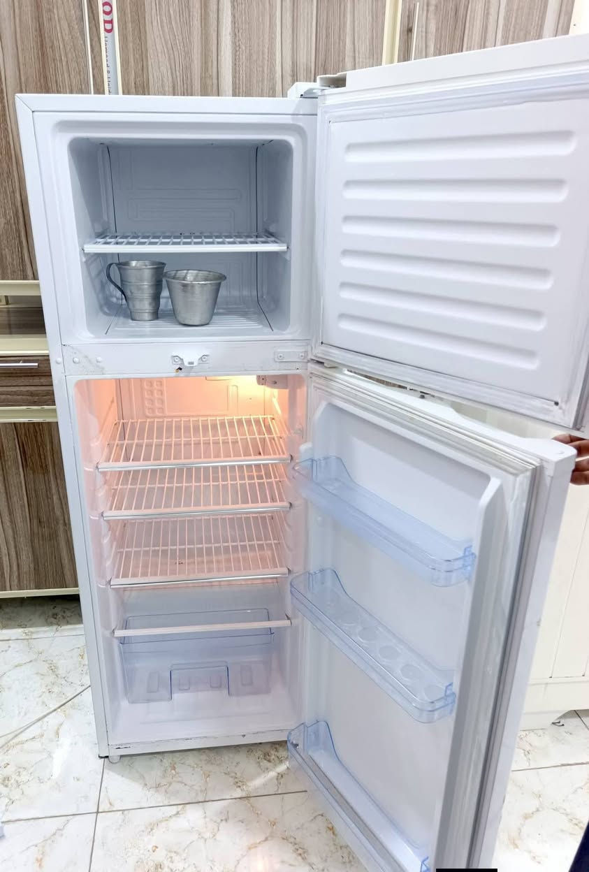 السلام عليكم
يالله اللهم صلي على محمد وآل محمد 
طباخات للبيع :
_طباخ تركي اكسبريس أربع عيون نضافه بمعنى الكلمة 
_طباخ اربع عيون نضافه فول 
_طباخ كريازي نضافه فول وشرط الفحص
_طباخ عدد  (٣) فريش نضافه فول
_طباخ ستيل شركة نوال نضيف كلش 
 وصورة تشهد كدامكم هيه تحجي نضافه

_غسالات باله للبيع
_غسالات اطفال توشيبا بلكارتون 
ثلاجات للبيع /
_كاونتر تزكام تلاث قطع مترين نضافه فول بمعنى الكلمة 
_ثلاجه شركه ديكو(٦)قدم 
_مجمده  وسط بلاد على وضع الشركه 
_ ثلاجه جنرال الكتريك (٢٠) قدم 
_ثلاجه جبسن(١٨) قدم نضيفات كلش
_ثلاجه (٦)قدم استخدام قليل كلش  
_ ثلاجه نوال (٩)قدم نضافه بمعنى الكلمة
_بلازمه جوسونيك باب اول حجم (٣٢)
 _للاستفسار /مراسله خاص او اتصال على الرقم
الرقم/***********
