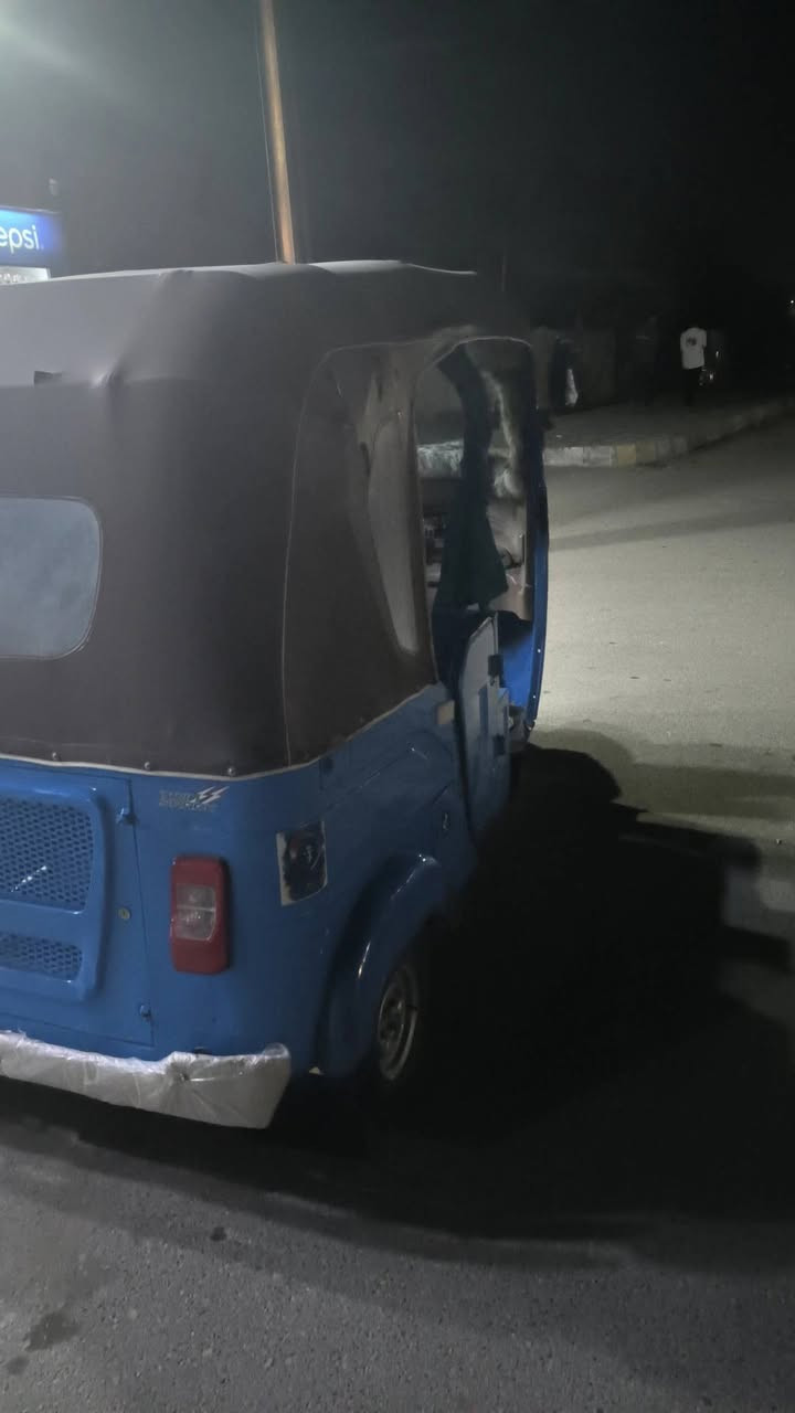 السلام عليكك باجاج 22 شهر 11 رقم وسنويه واصله انا وراعيها للبصمه اتكفلك بلمدوار ثاني يوم اداورلك تكتك خير من الله تكتك كفاله ماعدة طگه جوة البگ لايك ومحرك كفاله شرط الفحص جيب فيتر وتعال افحص دراجه احلئ من صور يشهد الله سبب البيع عندي عمليه الله يجفيكم الشر 8 ونص وبيها مجال للطيبين ***********
مكانها ناصريه مركز
