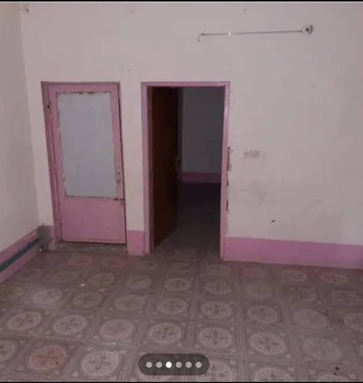 شقة للايجار في كربلاء طابق أول فوق الارضي/ حي الرسالة بداية شارع المدارس من جهة الملعب الجديد عالشارع مقابل مدرسة المتفوقين تبليط و مقرنص غرفة نوم كبيرة فيها منور و صالة و مطبخ منفرد و صحيات ،250 الف مع الماء و الكهرباء واصل
واتساب *********** كربلاء, العراق
