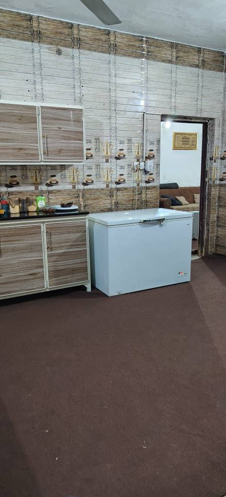 #للبيع
دار 200م طابق واحد بالشهداء قرب مدرسة 7 نيسان

للاستفسار ***********

***********
