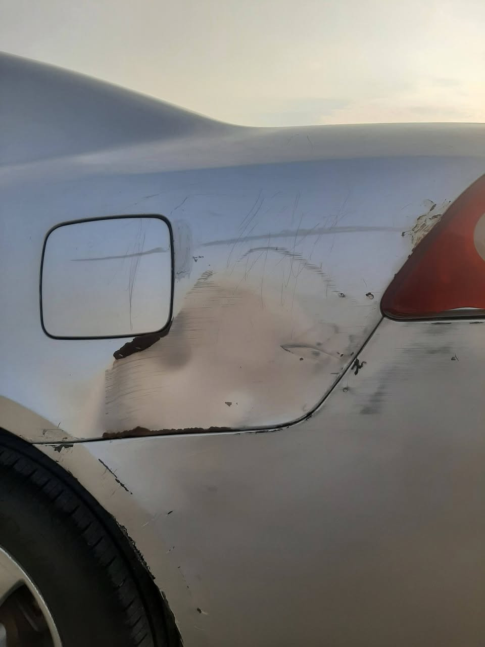 السلام عليكم 
كية اوبتيما موديل الفين و٧ خليجي رقم بصرة السعر ٨٥ وبيها مجال المكان ميسان ،*********** الرقم لل استفسار
