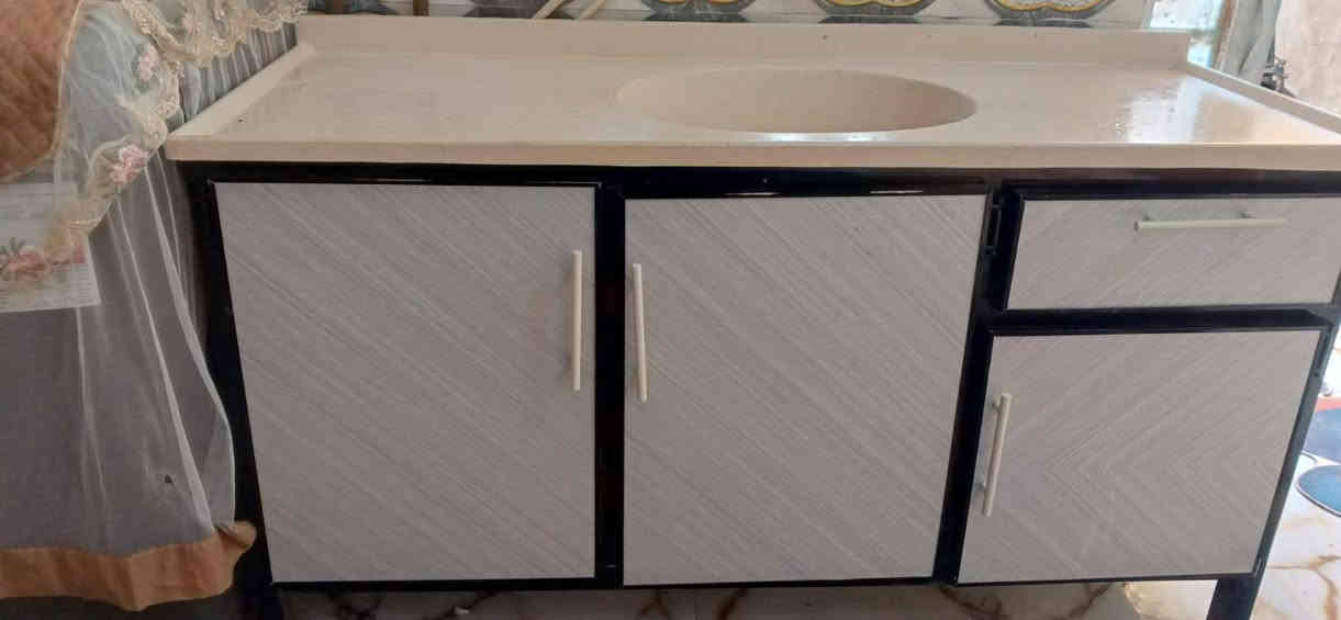 مستخدم سبوعين فقط 🔥
كاونتر قياس مترين ونص والسنك متر ونص 
السعر 375
الموقع الشطره على الحولي 
☎️للتواصل واتساب او خاص ***********
عندك غراض وتريد تبيعه بأسرع وقت راسلني وتدلل
