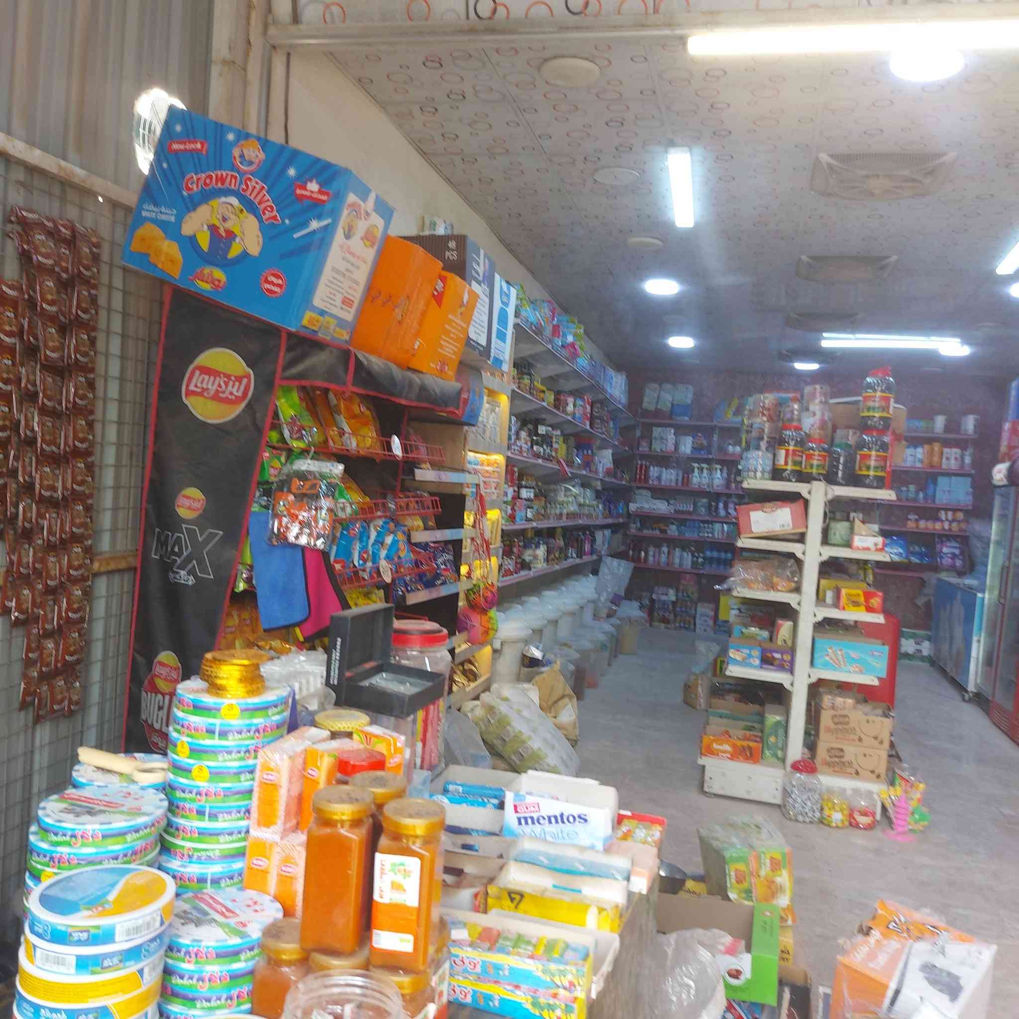 السلام عليكم اسواق كامله للبيع ما ابيع قطع ابيع كامله المكان الزعفرانيه شارع 40دور الامانه عله الشارع التجاري الرئيسي للمنطقه للأستفسار رقم الهاتف ***********
