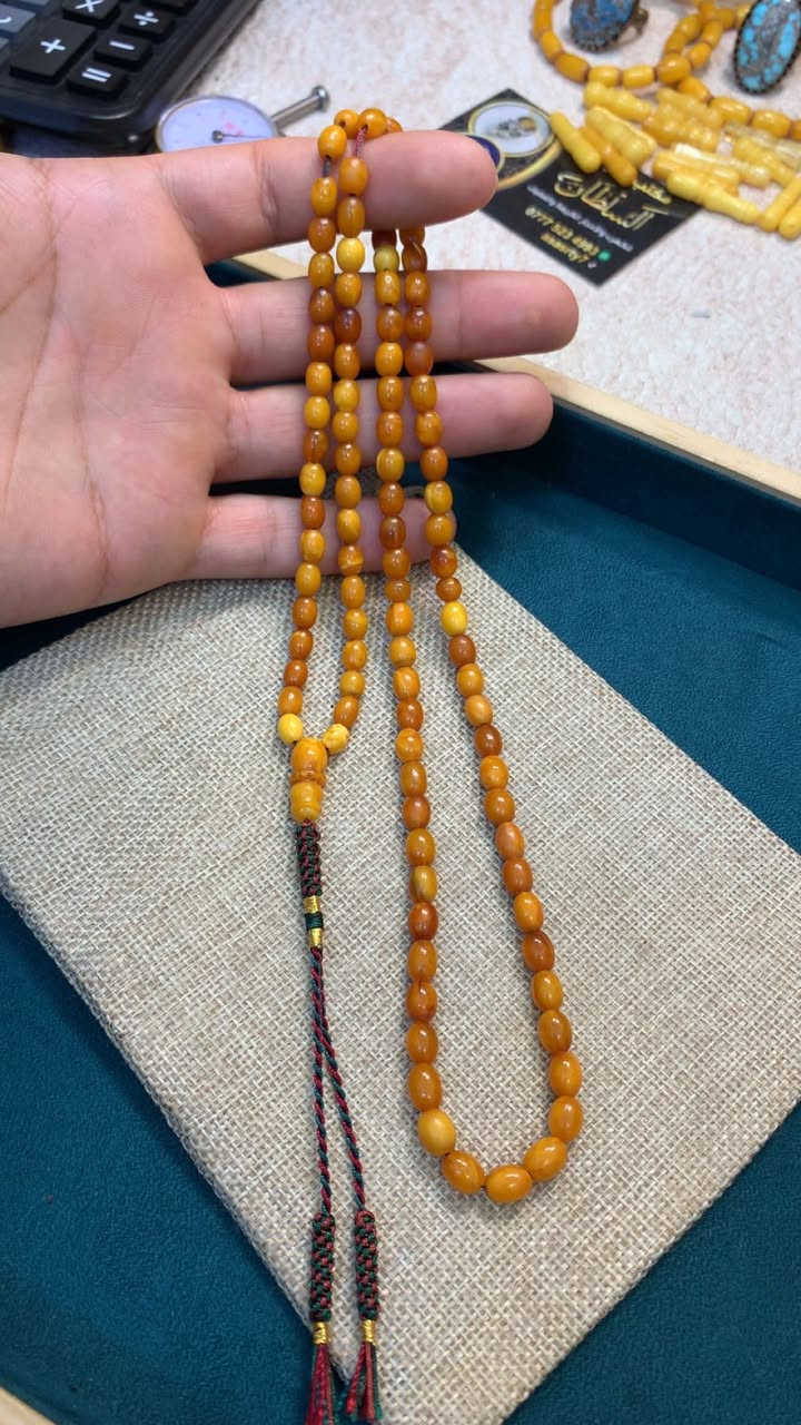 السلام عليكم 
مسبحة انتيكة من الكهرب الالماني الشجري القديم جداً مسبحة من الكهرب الحر الطبيعي مكفول 100% وزن المسبحة 17 غرام عدد الحبات 101 حبة توصيل متوفر بغداد كافة المحافظات السعر خاص رجاءاً♥️


**إذا كنت صاحب هذا الإعلان وتريد حذفه لأي سبب، رجاءا أرسل رسالة إلى الدعم الفني**