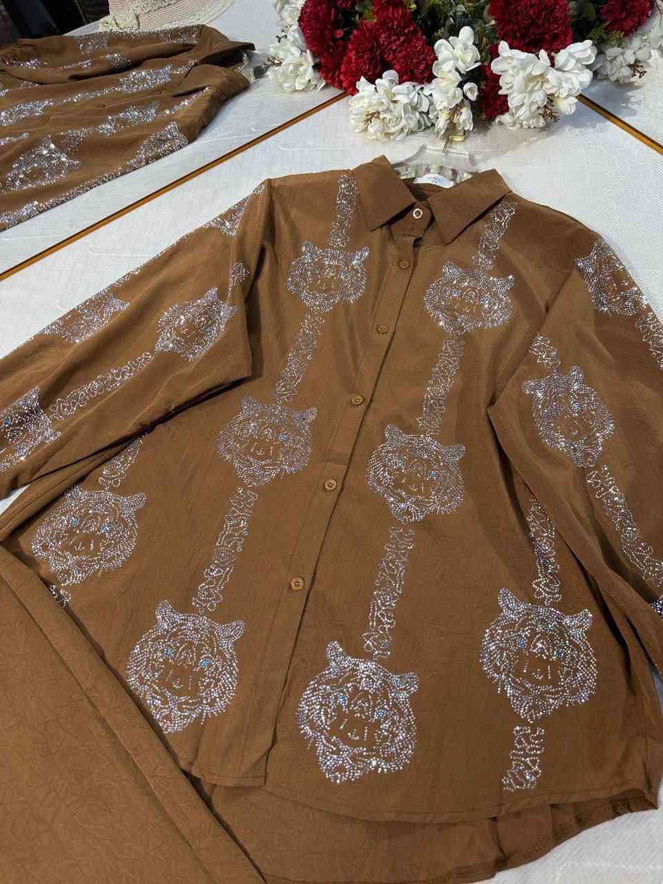 سوت قطعتين يجنن

السعر ٢٨ الف 

قياسات M L XL XXL

الخامه جسيكا تركي يوجد توصيل جميع المحافظات


**إذا كنت صاحب هذا الإعلان وتريد حذفه لأي سبب، رجاءا أرسل رسالة إلى الدعم الفني**