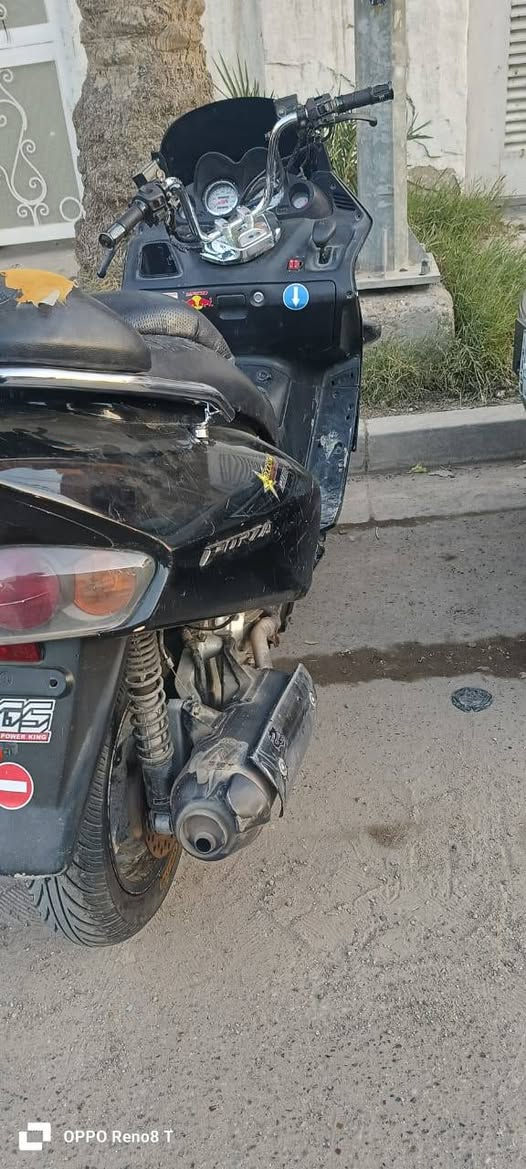 سلام عليكم دراجه فورزه 06 لدراجه خير من الله
الدراجه يرادلها ترتيب فقط كامله من كلشي لكشن يراده دوشمه وترتيب فقط فقط السعر 550 وبيها مجال للشراي
***********
