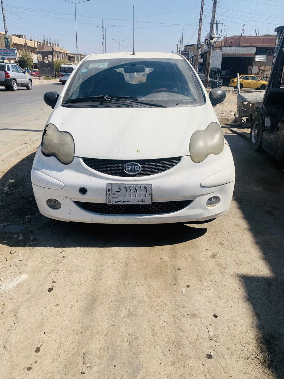 السلام عليكم بي وايدي موديل 2013لبيع السياره عوزها ترتيب بصمه السياره رقم الماني تحويل مكينه كير خير من الله 3 سلندر السعر 20 وبيه مجال مكاني بغداد حي العامل ***********
