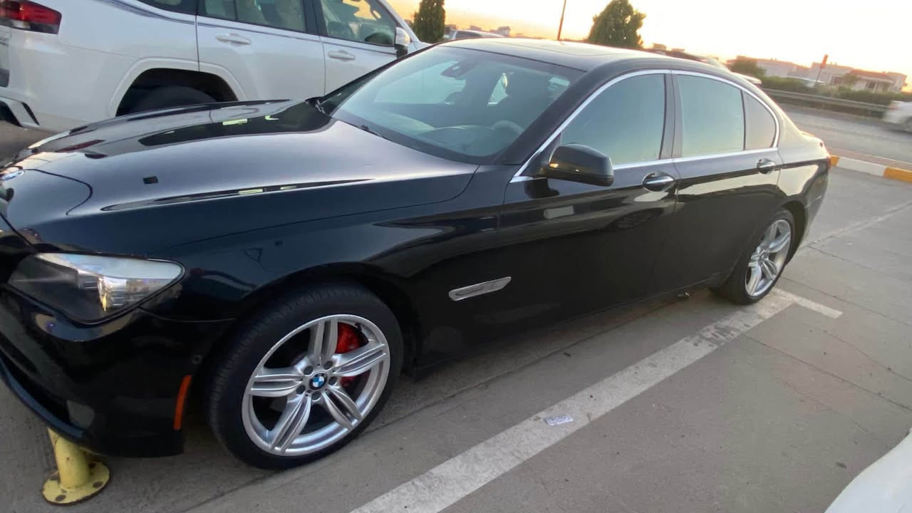 BMW N57  730d موديل 2010
سعر 145$ ومجال
فتحة سقف داتا شو كير محرك مكفولات 
السيارة 730 ديزل رقم اربيل باسمي تحويل ثاني يوم 
تاثيرات بطاريه نوزلات كل شي بيها شغال 
مكان السيارة أربيل بيها جنطه مبدل ونص جاملين خلفي صبغ للاستفسار اتصل كورك *********** اسيا ***********
