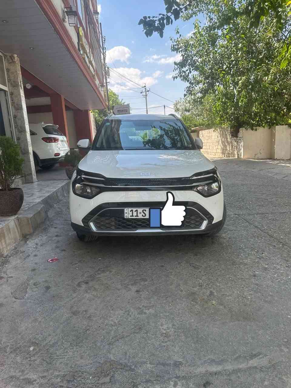للبيع كيا   كارينزا٢٥ ٧راكب رقم بغداد مكفوله كفاله بس رصعه بل باب السايق خفيفه ومتبين
ضمان الشركه الدوليه ماشيه اقل من ١٠٠٠٠ السعر ٢٥ مليون بي مجال 
الاستفسار*********** بي بس واتساب
