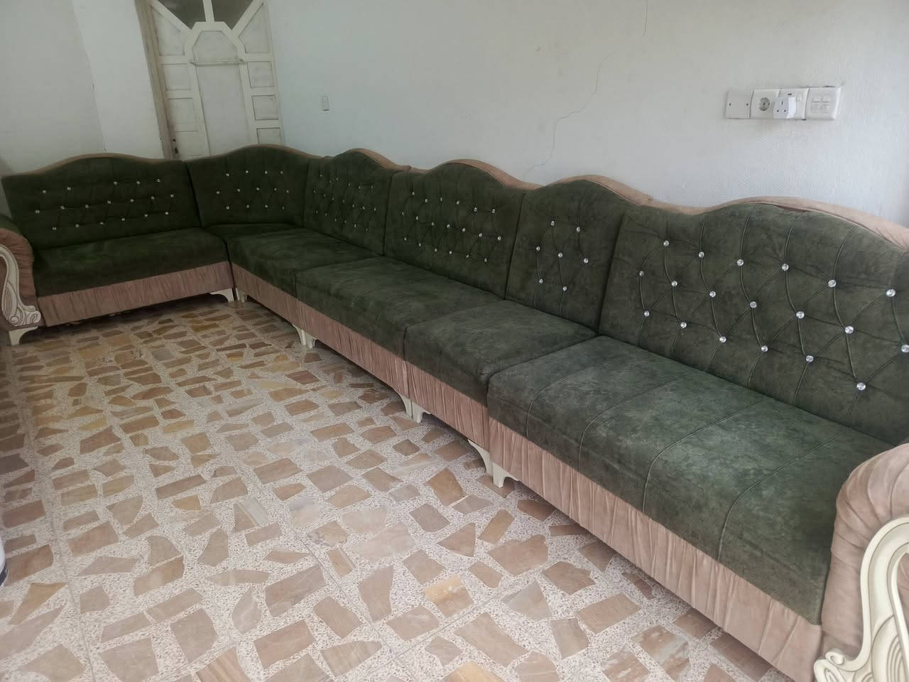 ديوان 7متر ونص نظيف سعر 190


**إذا كنت صاحب هذا الإعلان وتريد حذفه لأي سبب، رجاءا أرسل رسالة إلى الدعم الفني**